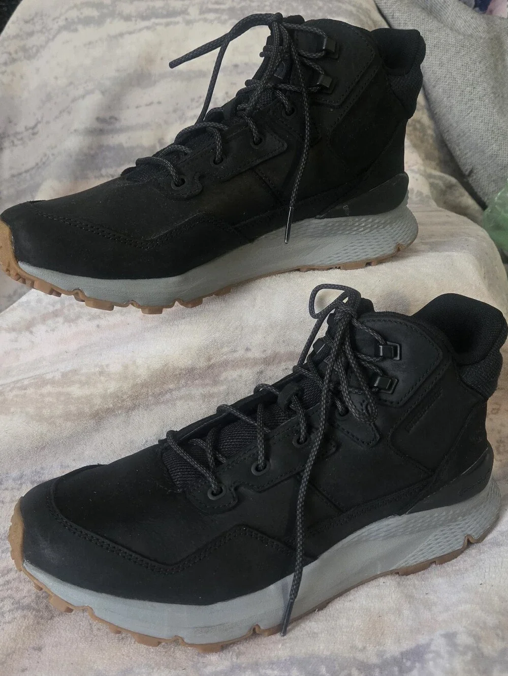 The North Face Men's Black and Gray Hiking Boots 9 / 42